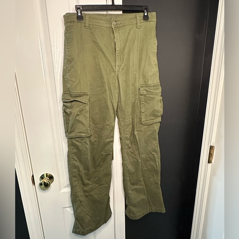 Green Cargo Pants